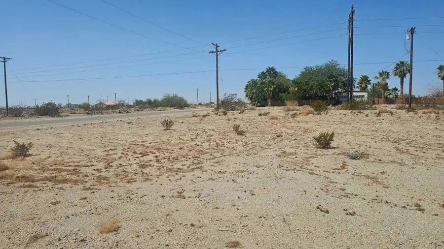 2397 Fullerton Avenue, Thermal, CA 92274 - #3