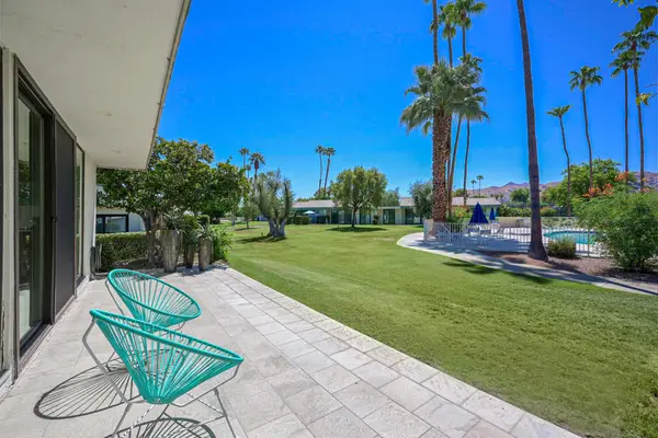 1707 Grand Bahama Drive W, Palm Springs, CA 92264