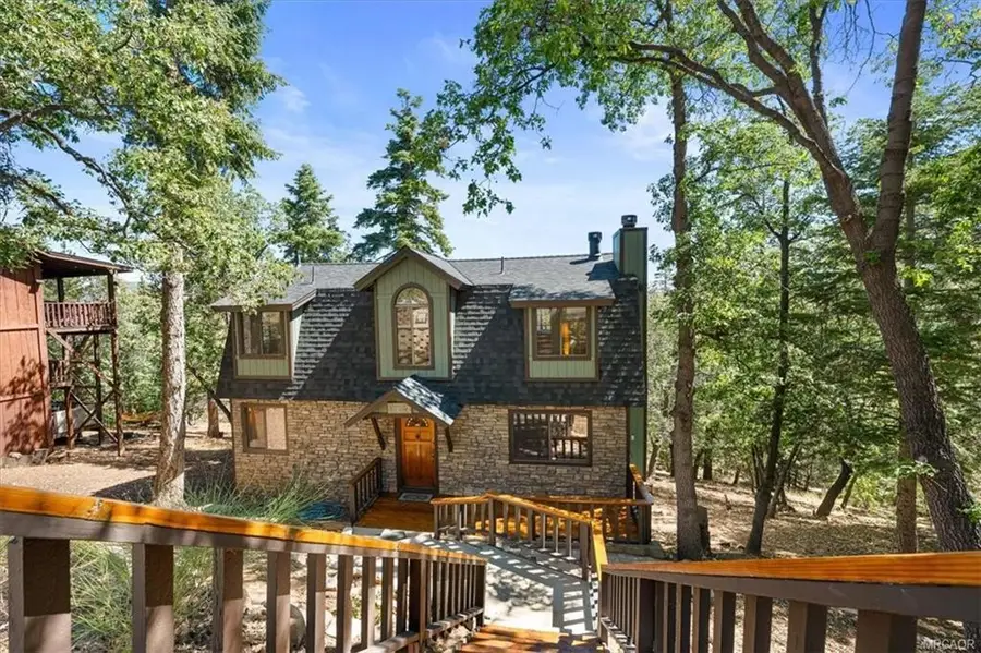 1550 Tuolumne Road, Big Bear City, CA 92314 - #2
