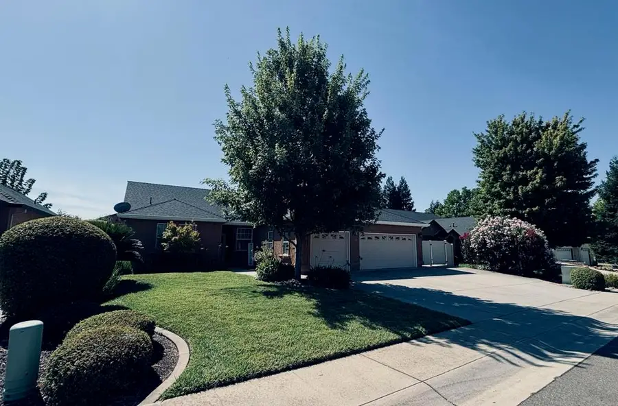 2177 Cadjew Street, Redding, CA 96003 - #2