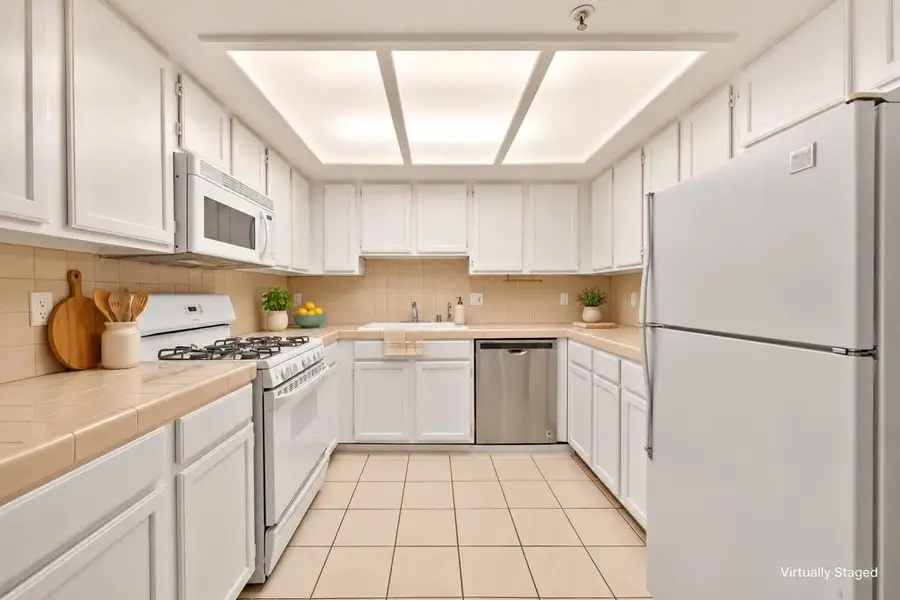 1131 Campbell #212, Glendale, CA 91207 - #3