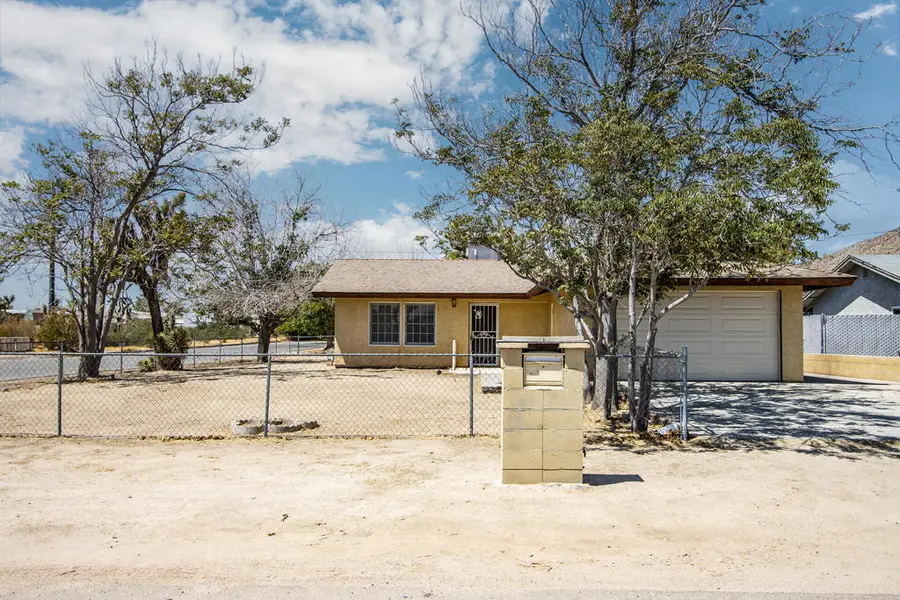 7028 Tamarisk Avenue, Yucca Valley, CA 92284 - #2