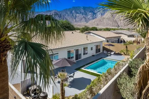 836 Mira Grande, Palm Springs, CA 92262