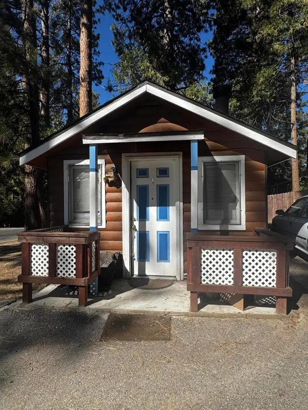25055 Marion Ridge Drive, Idyllwild, CA 92549