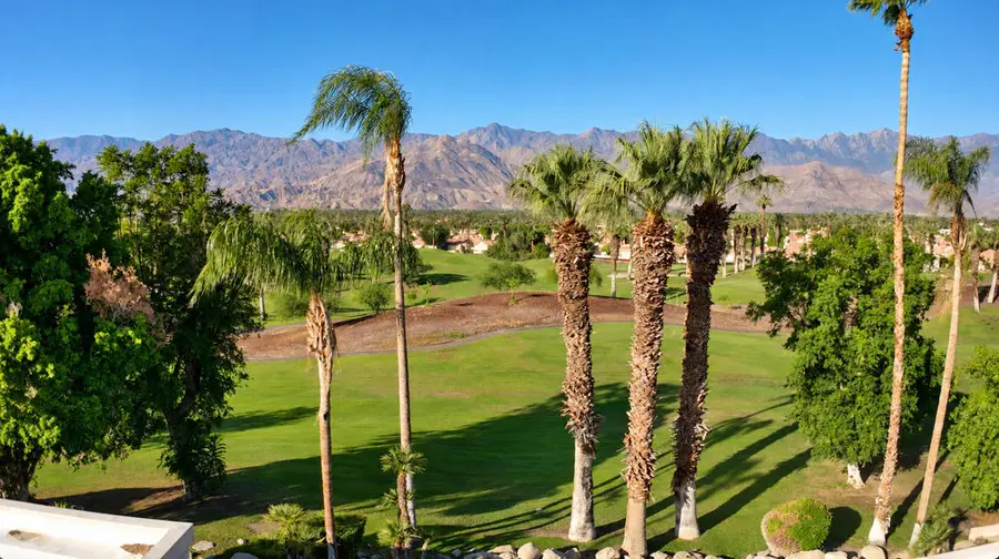 25 Avenida Andra, Palm Desert, CA 92260 - #3