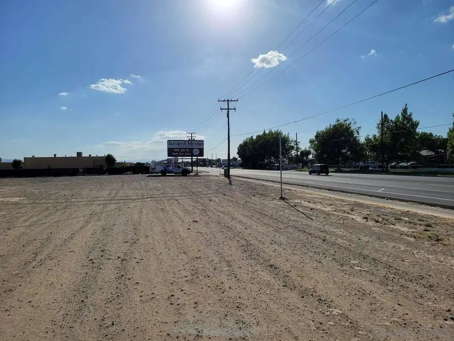 Ave I Vic 15th Ste, Lancaster, CA 93535 - Image #3