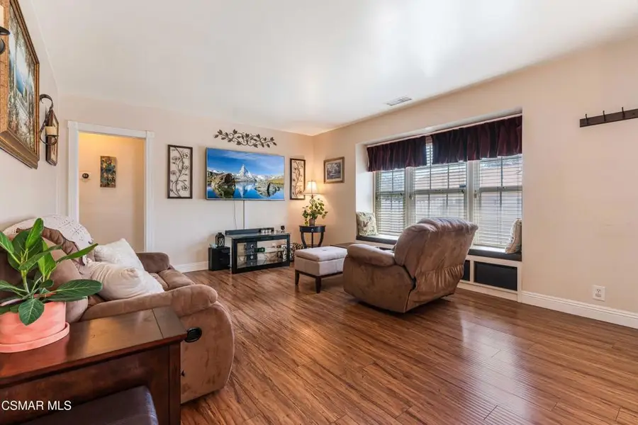 160 N Barranca Avenue, Glendora, CA 91741 - Image #3