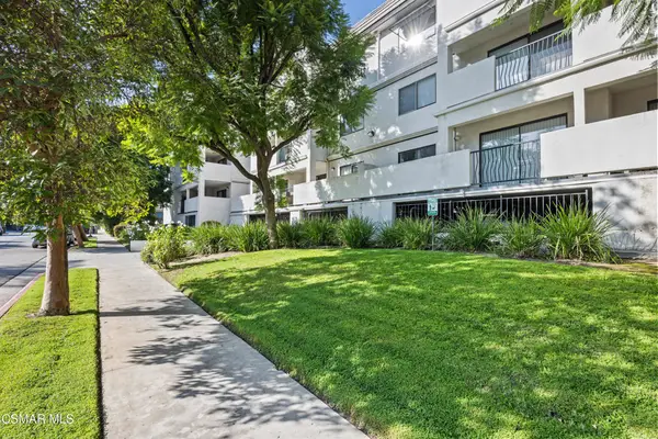 17735 Kinzie Street #315, Northridge, CA 91325