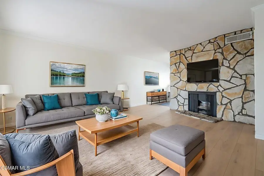 7904 Via Magdalena, Burbank, CA 91504 - Image #2