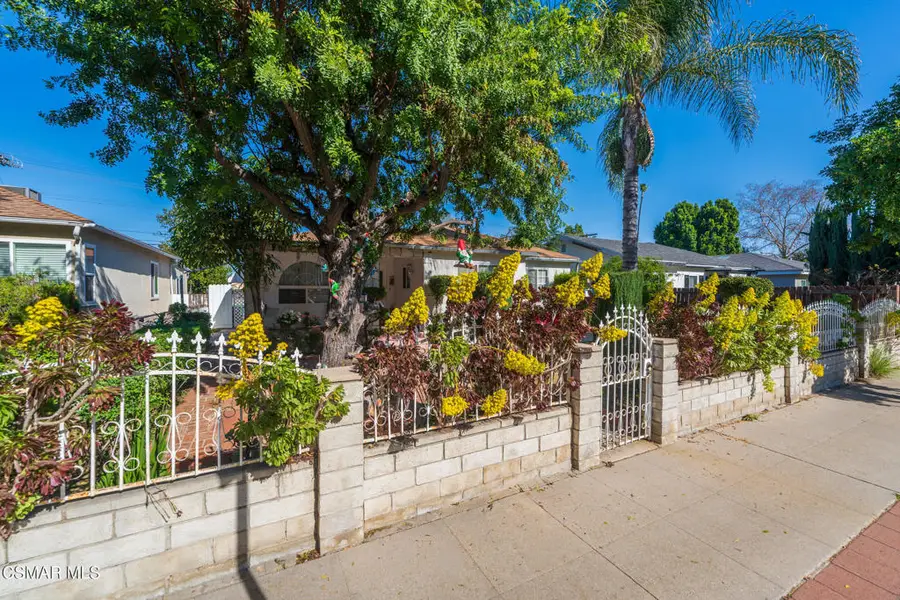 18049 Burbank Boulevard, Encino, CA 91316 - Image #3