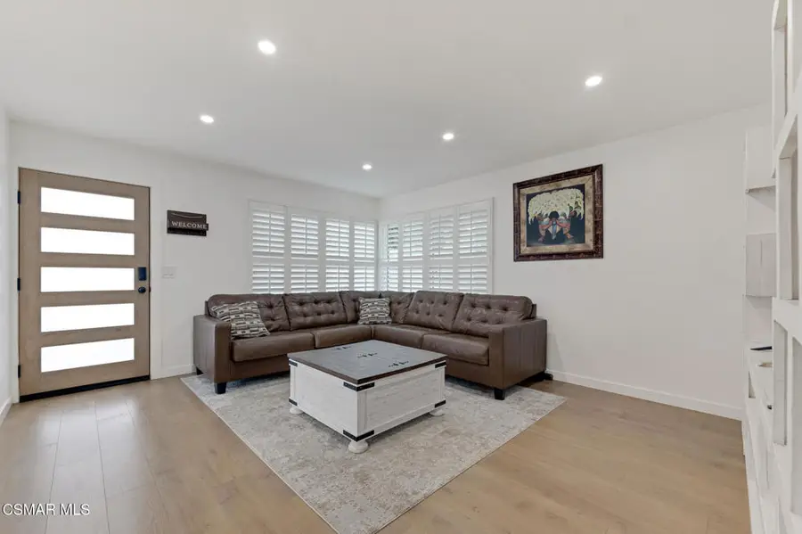 14913 Daffodil Avenue, Canyon Country, CA 91387 - #2