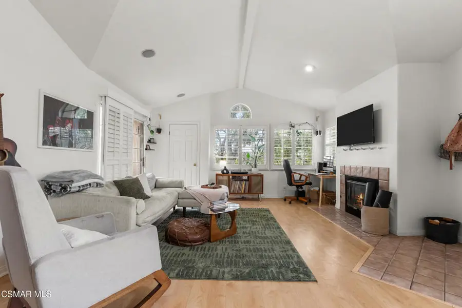 604 Charles Street, Moorpark, CA 93021 - #2