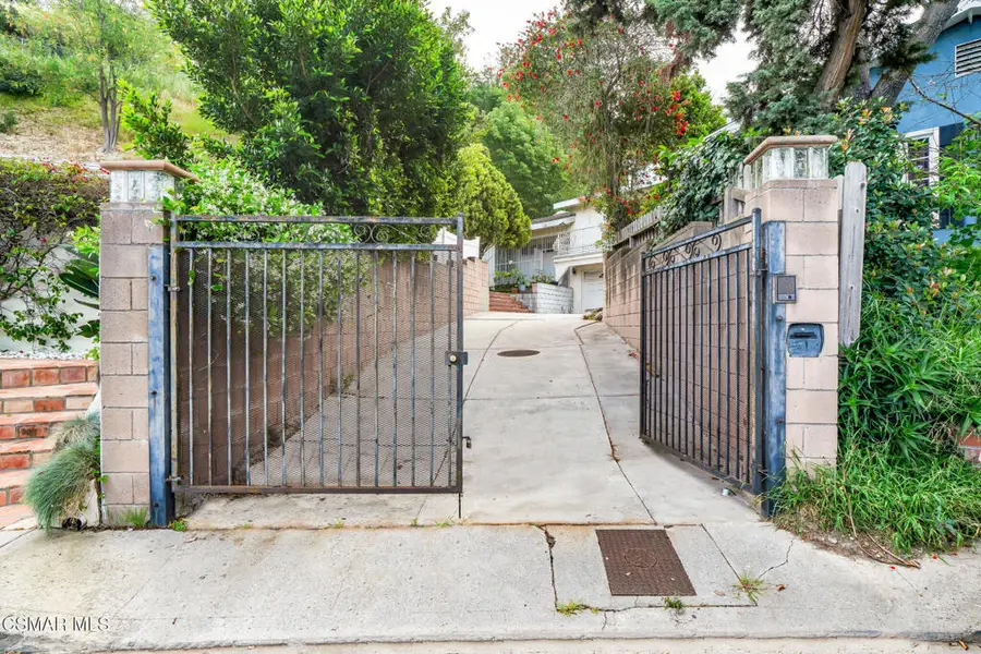 3524 Stonehill Place, Sherman Oaks, CA 91423 - #2