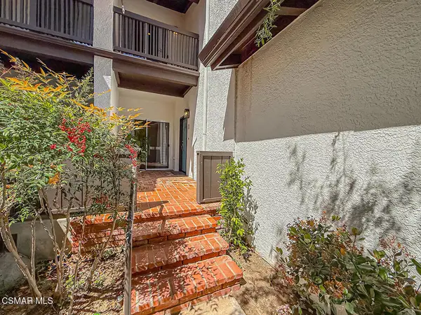 5423 Spanish Oak Lane #C, Oak Park, CA 91377