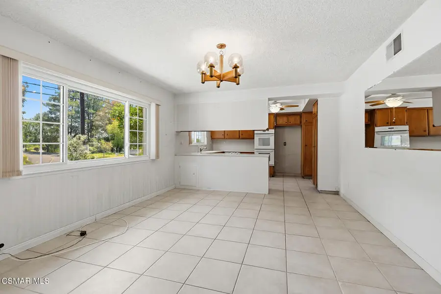 8141 Woodlake Avenue, West Hills, CA 91304 - #3