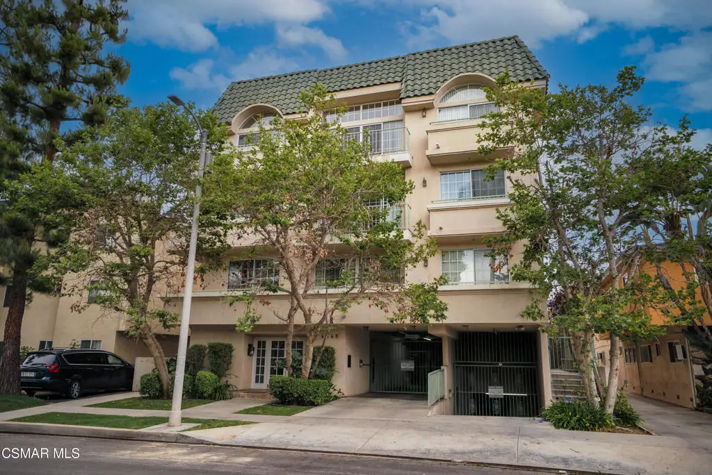 4348 Mammoth Avenue #203, Sherman Oaks, CA 91423 - #1