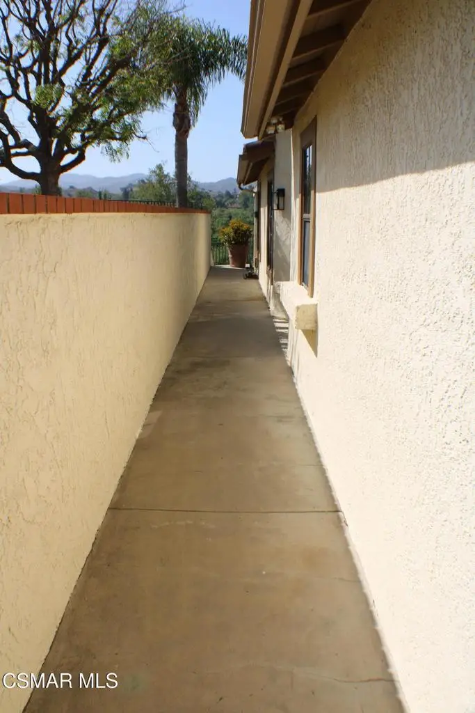 704 Wind Willow Way, Simi Valley, CA 93065 - #3