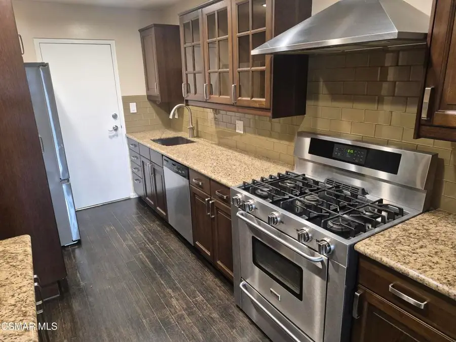 14506 Benefit Street #104, Sherman Oaks, CA 91403 - #3