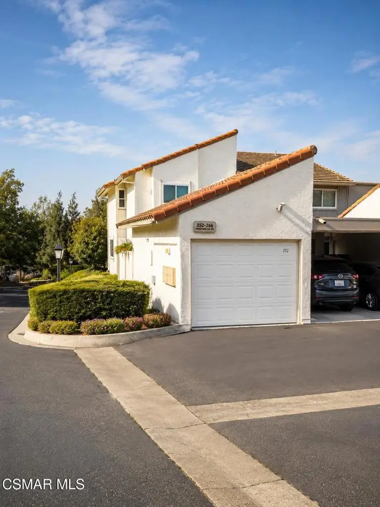 252 Green Moor Place, Thousand Oaks, CA 91361 - #2