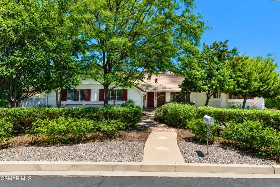 9244 Jellico Avenue, Northridge, CA 91325 - #2