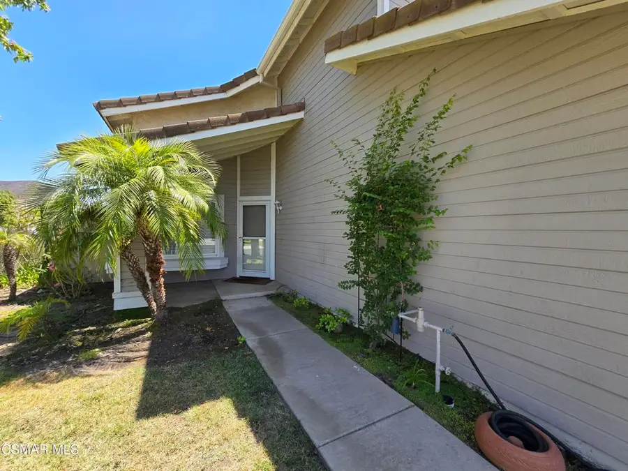 208 Calle Tamega, Camarillo, CA 93012 - #3
