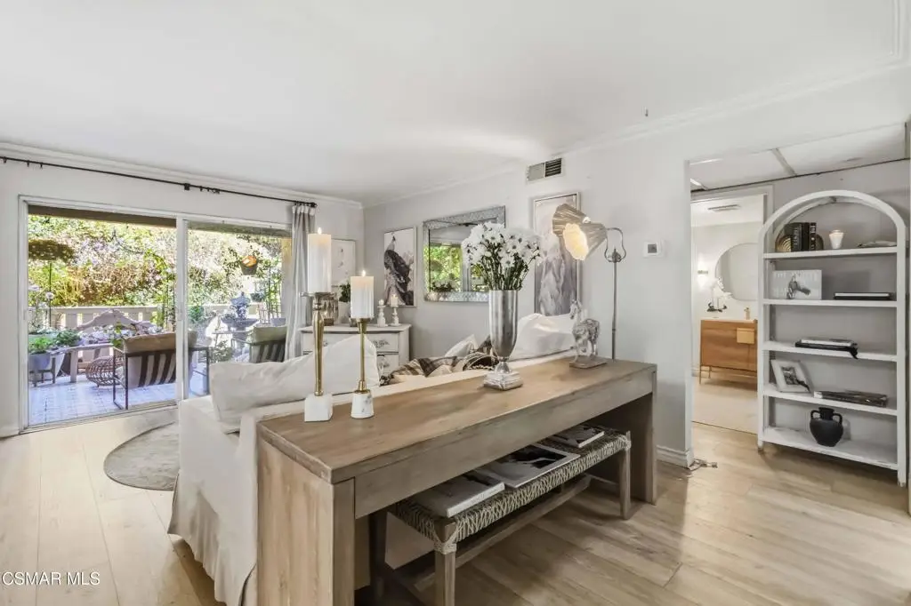 255 Sequoia Court #14, Thousand Oaks, CA 91360 - #1