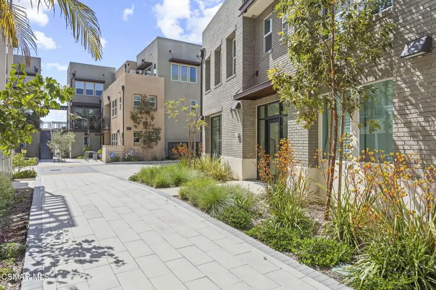 1290 E Thompson Boulevard #105, San Buenaventura Ventura, CA 93001 - #3
