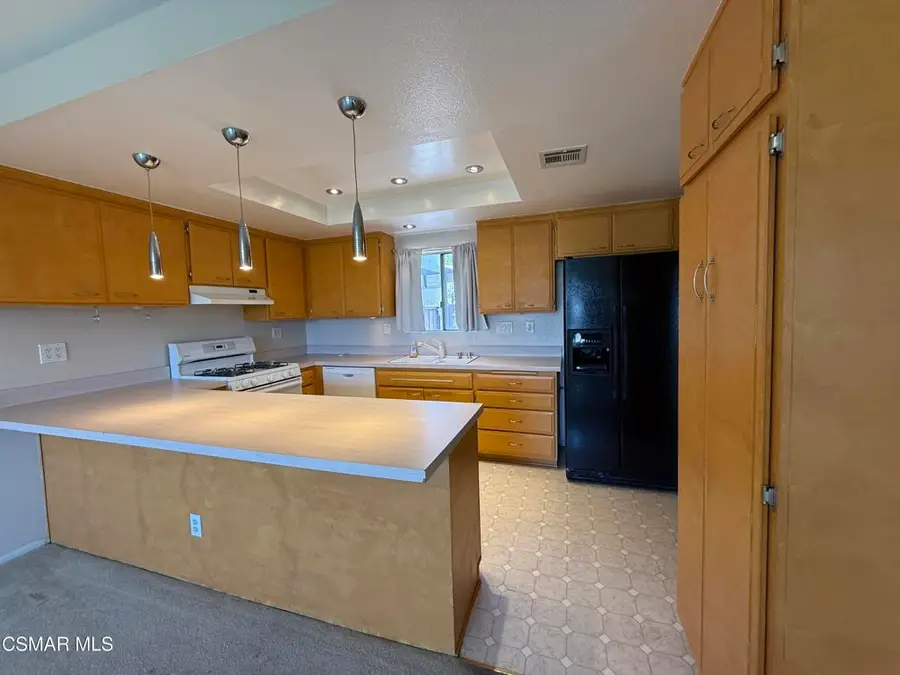 15638 Viewridge Lane, Granada Hills, CA 91344 - #3