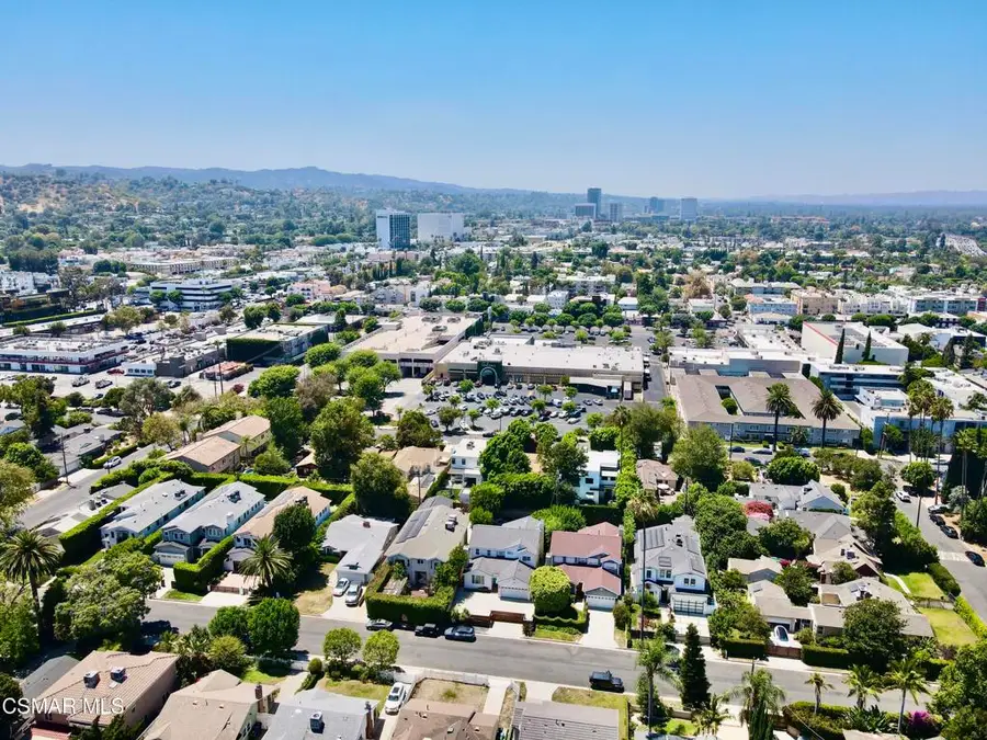 4535 Lennox Avenue, Sherman Oaks, CA 91423 - #2