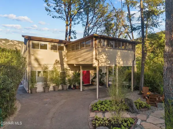 2025 Mckain Street, Calabasas, CA 91302