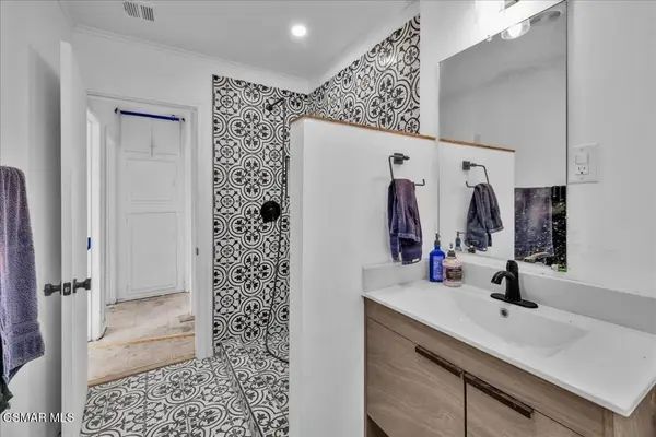 6877 Pine Avenue, 29 Palms, CA 92277