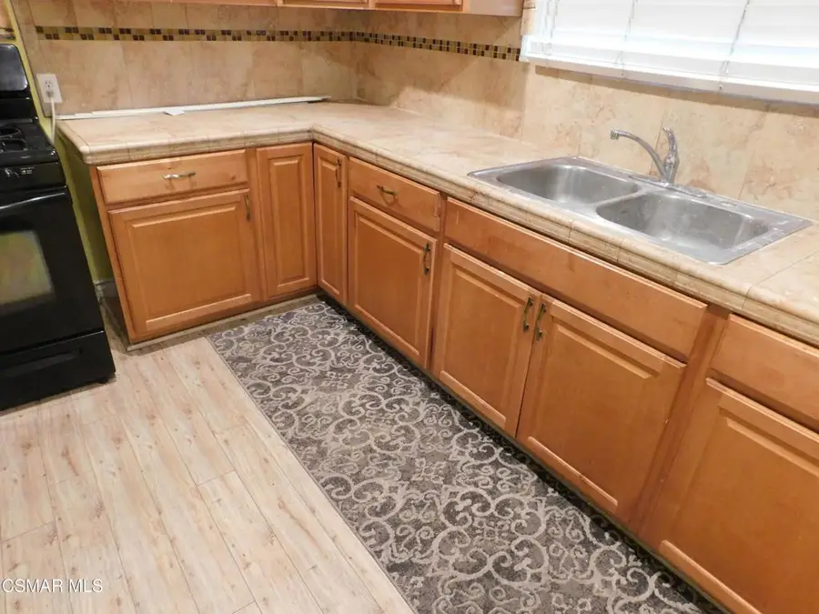 6213 Whitsett Avenue, North Hollywood, CA 91606 - #3