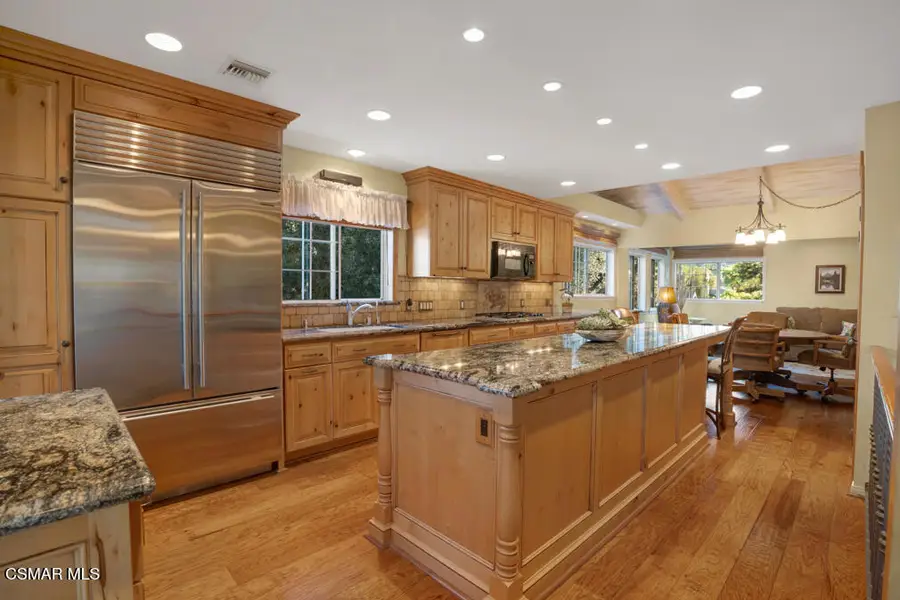 175 S Ventu Park Road, Newbury Park, CA 91320 - #2