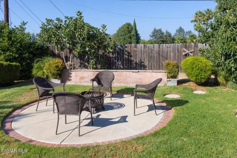 11 Teasdale Street, Thousand Oaks, CA 91360 - #3