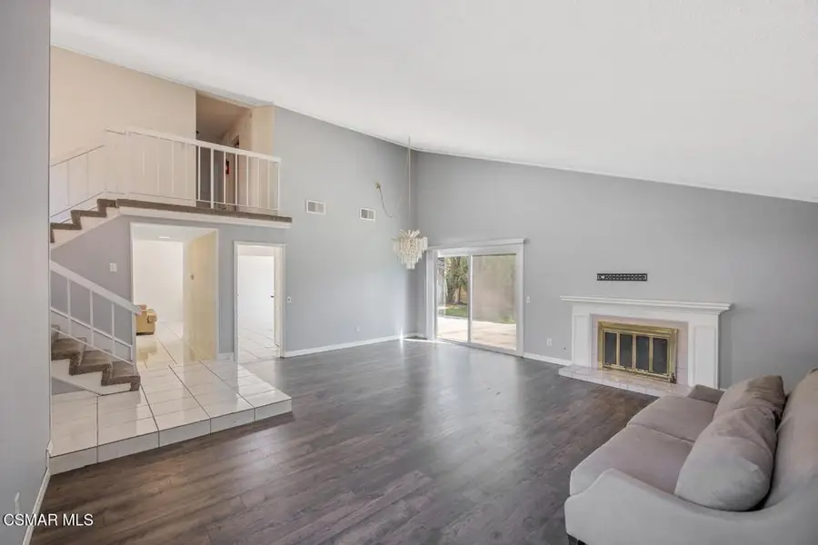 28636 Lapine Avenue, Saugus, CA 91390 - #2