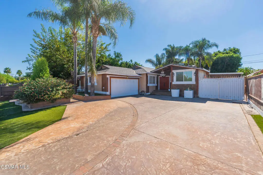 20342 Hartland Street, Canoga Park, CA 91306 - #1