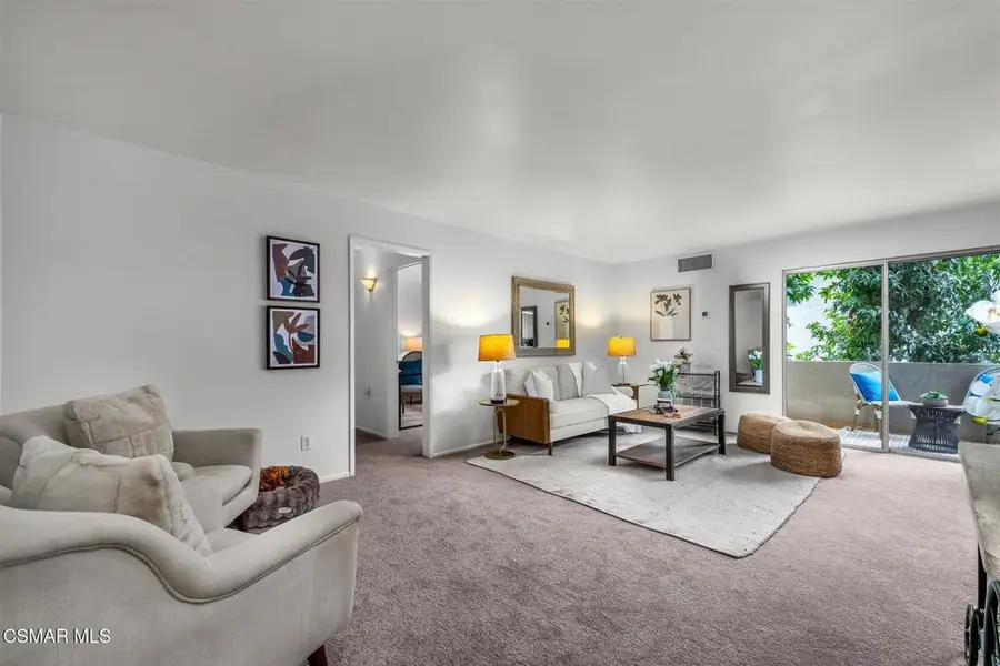 339 S Catalina Avenue #212, Pasadena, CA 91106 - #3