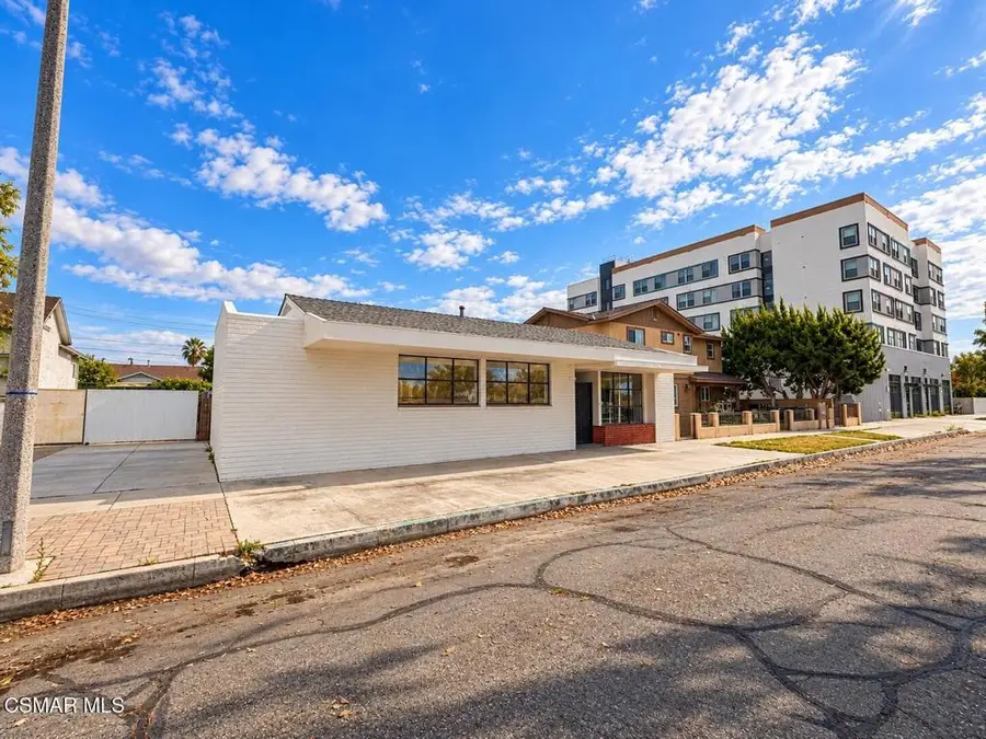 118 B Street, Oxnard, CA 93030 - #2