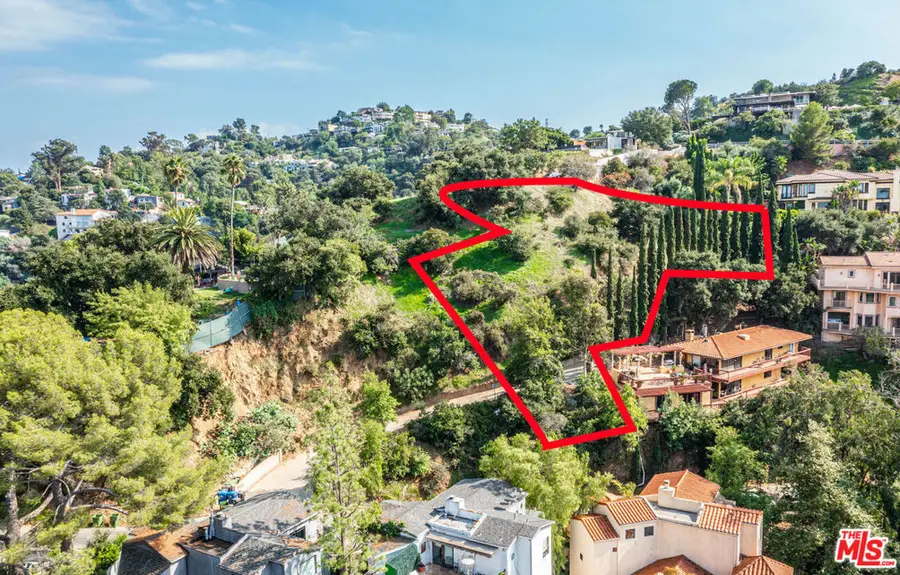 3031 Passmore Drive, Los Angeles, CA 90068 - Image #3