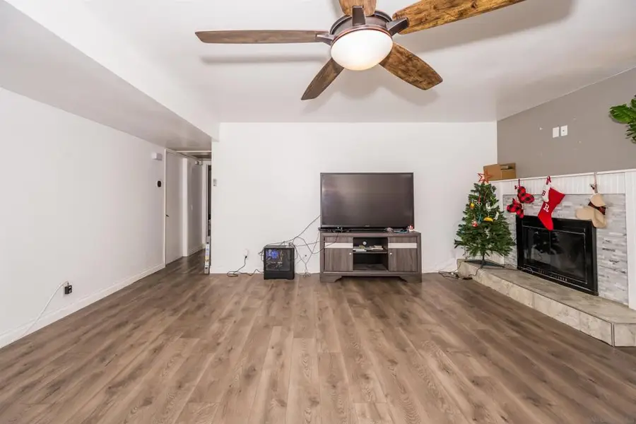 806 E 4th Ave #8, Escondido, CA 92025 - Image #3