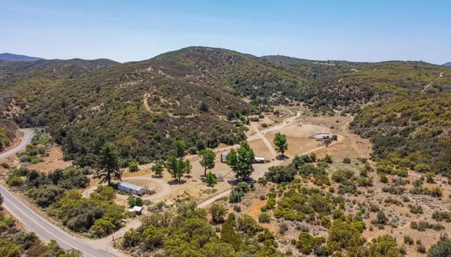 60815 Burnt Valley Rd, Anza, CA 92539 - Image #3
