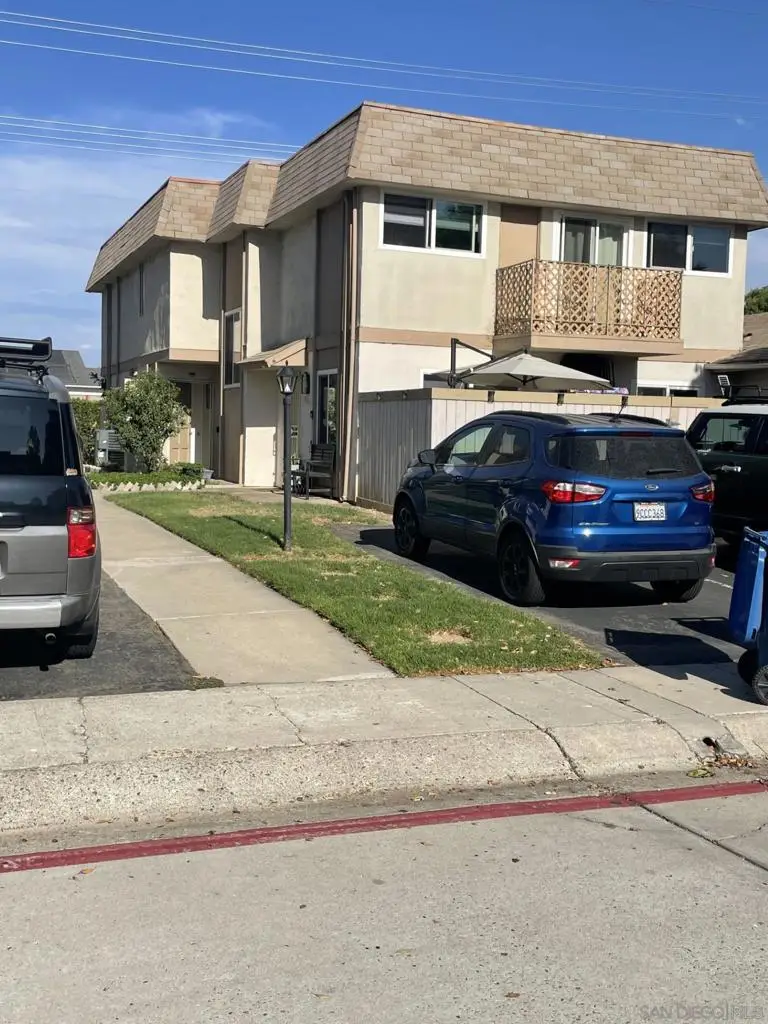 10009 Santana Ranch Ln., Santee, CA 92071 - #1