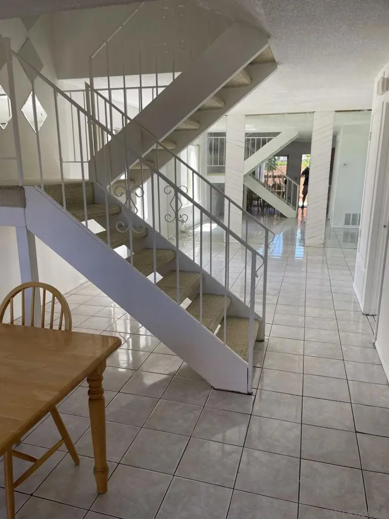 10009 Santana Ranch Ln., Santee, CA 92071 - #2