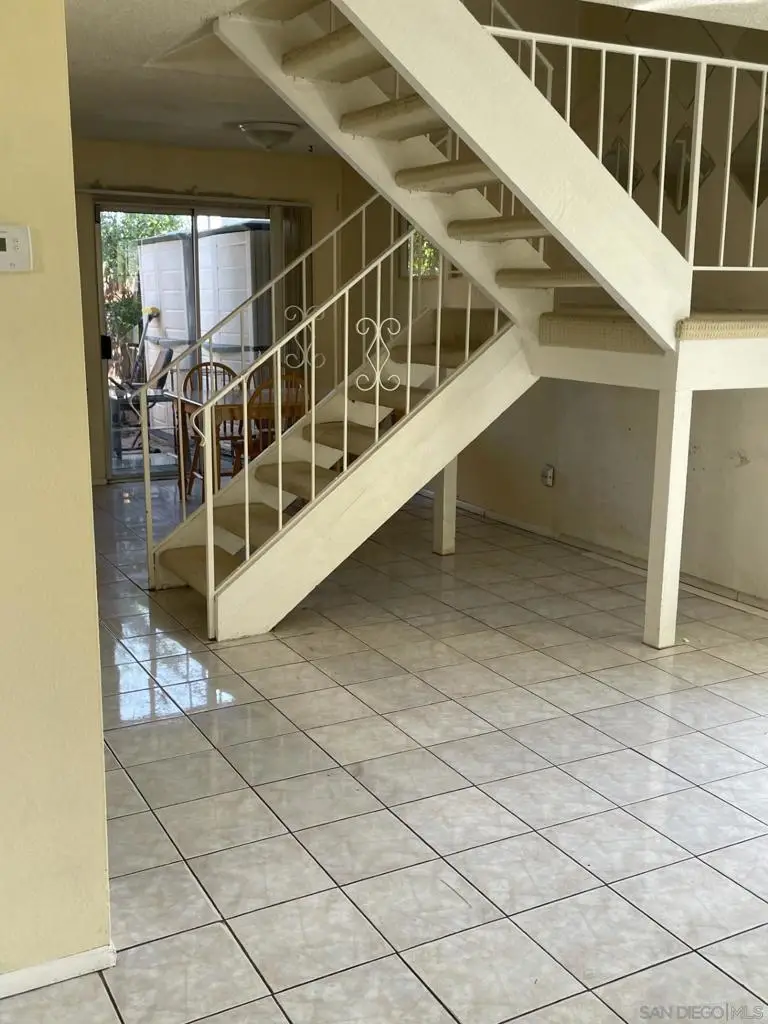 10009 Santana Ranch Ln., Santee, CA 92071 - #3