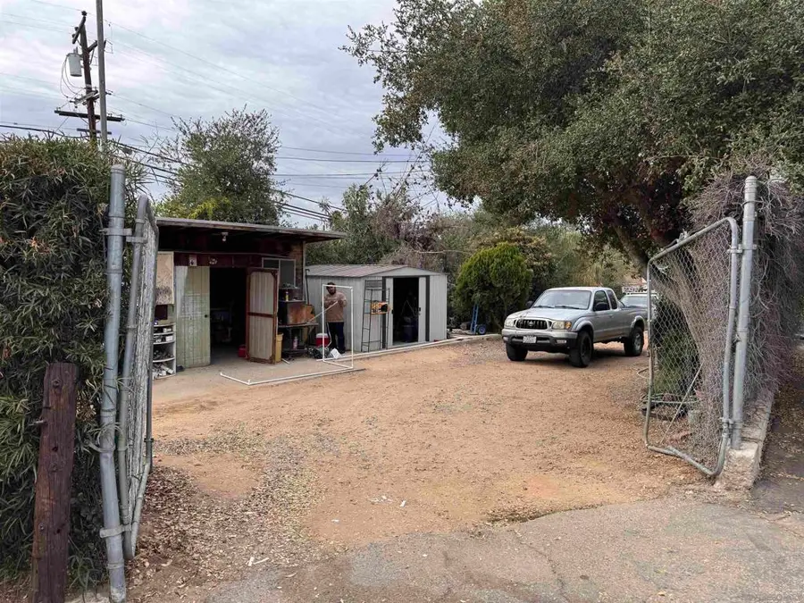 1708 E Mission, Fallbrook, CA 92028 - Image #2