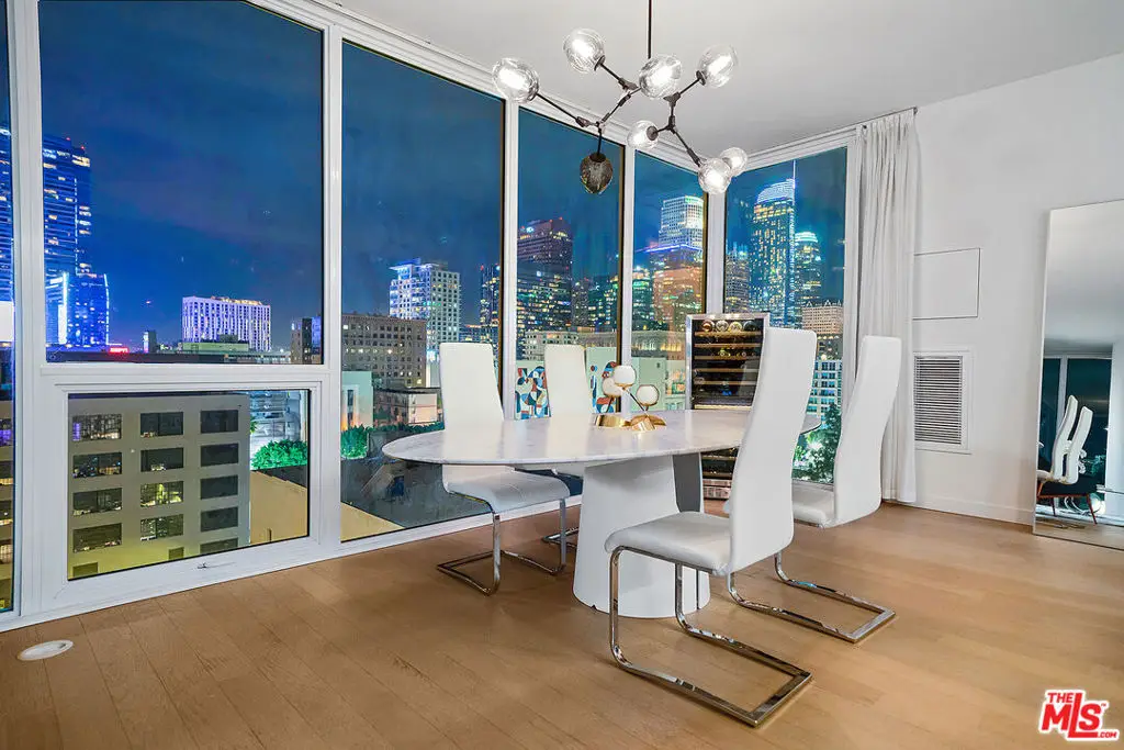 1050 S Grand Avenue #901, Los Angeles, CA 90015 - #1