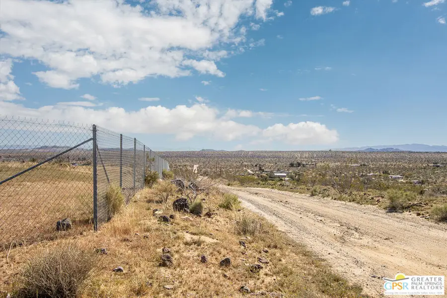 55588 Chaparral Road, Yucca Valley, CA 92284 - #3