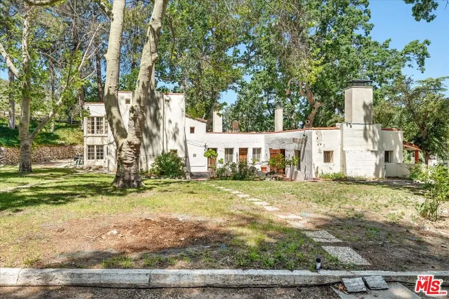 31008 Pine Canyon Road, Lake Hughes, CA 93532 - Image #2