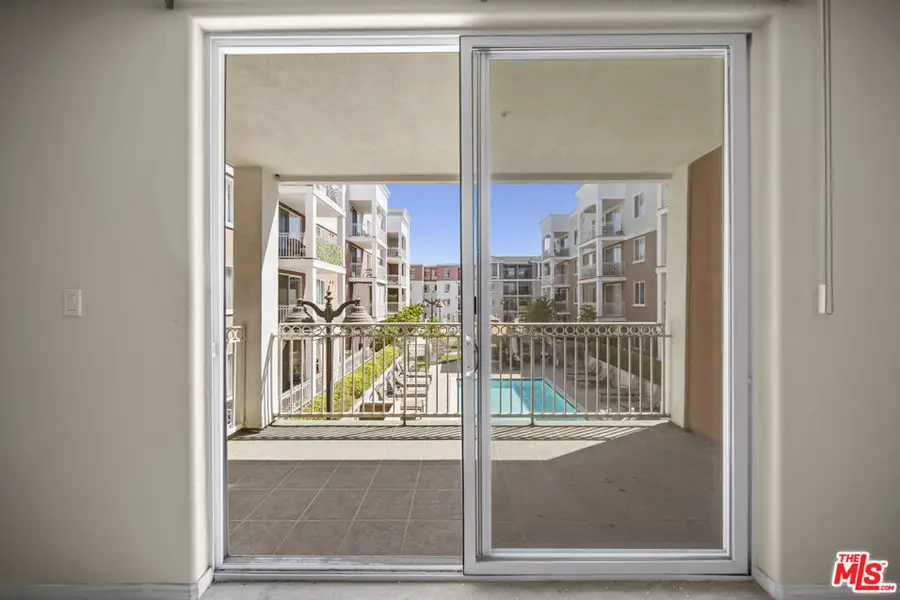 3740 Santa Rosalia Drive #212, Los Angeles, CA 90008 - #3
