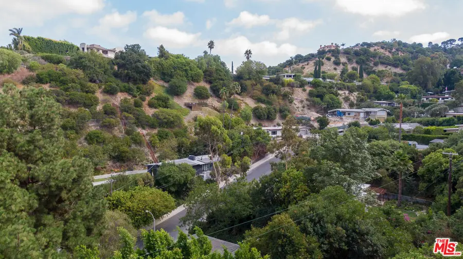 3923 Deer Avenue, Sherman Oaks, CA 91423 - Image #3